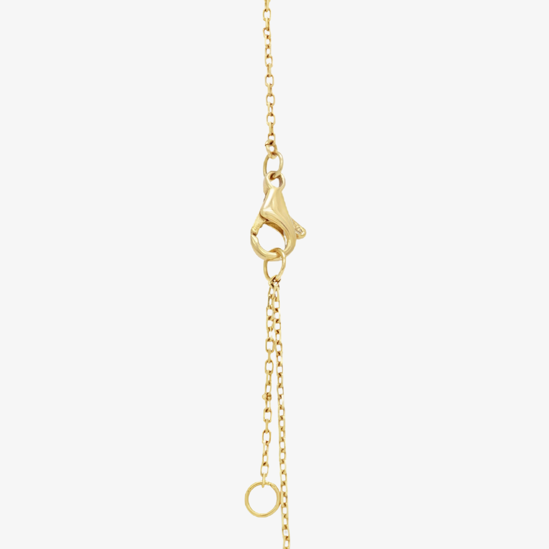 Necklace with the letter 'S' in Arabic, made of 18-karat gold