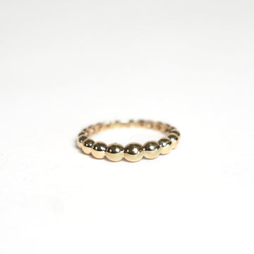 18K Gold Ring – Modern and Elegant Design